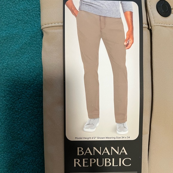 Banana Republic Men’s Flat Front Pant, Tan (W40 x L32) - Picture 8 of 11